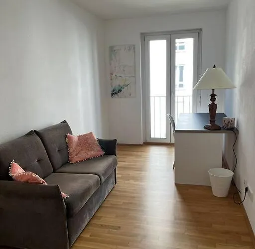 Moderne 4-zimmer In Ffm Appartamento Francoforte sul Meno