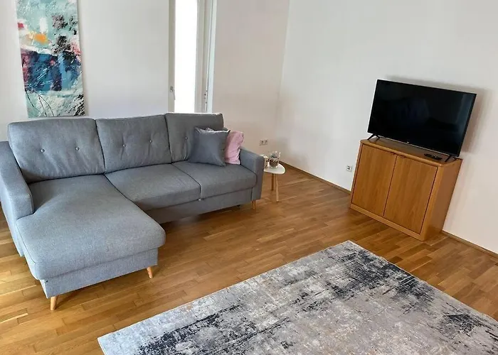 Moderne 4-zimmer In Ffm Appartamento Francoforte sul Meno